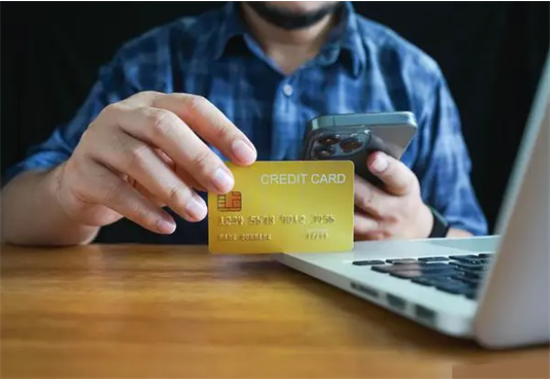 信用卡到期了更换新卡需要注意什么？